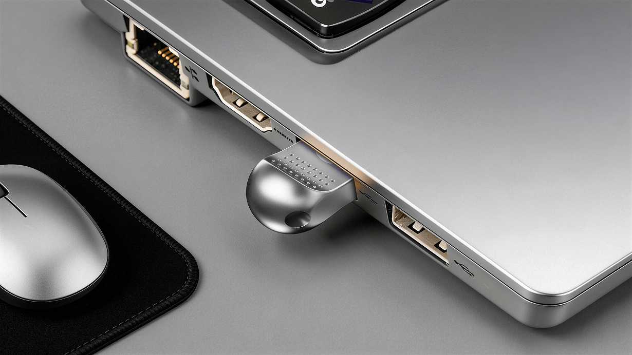 Data cable with no length limit